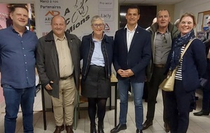 UNE SOIRÉE PROMETTEUSE